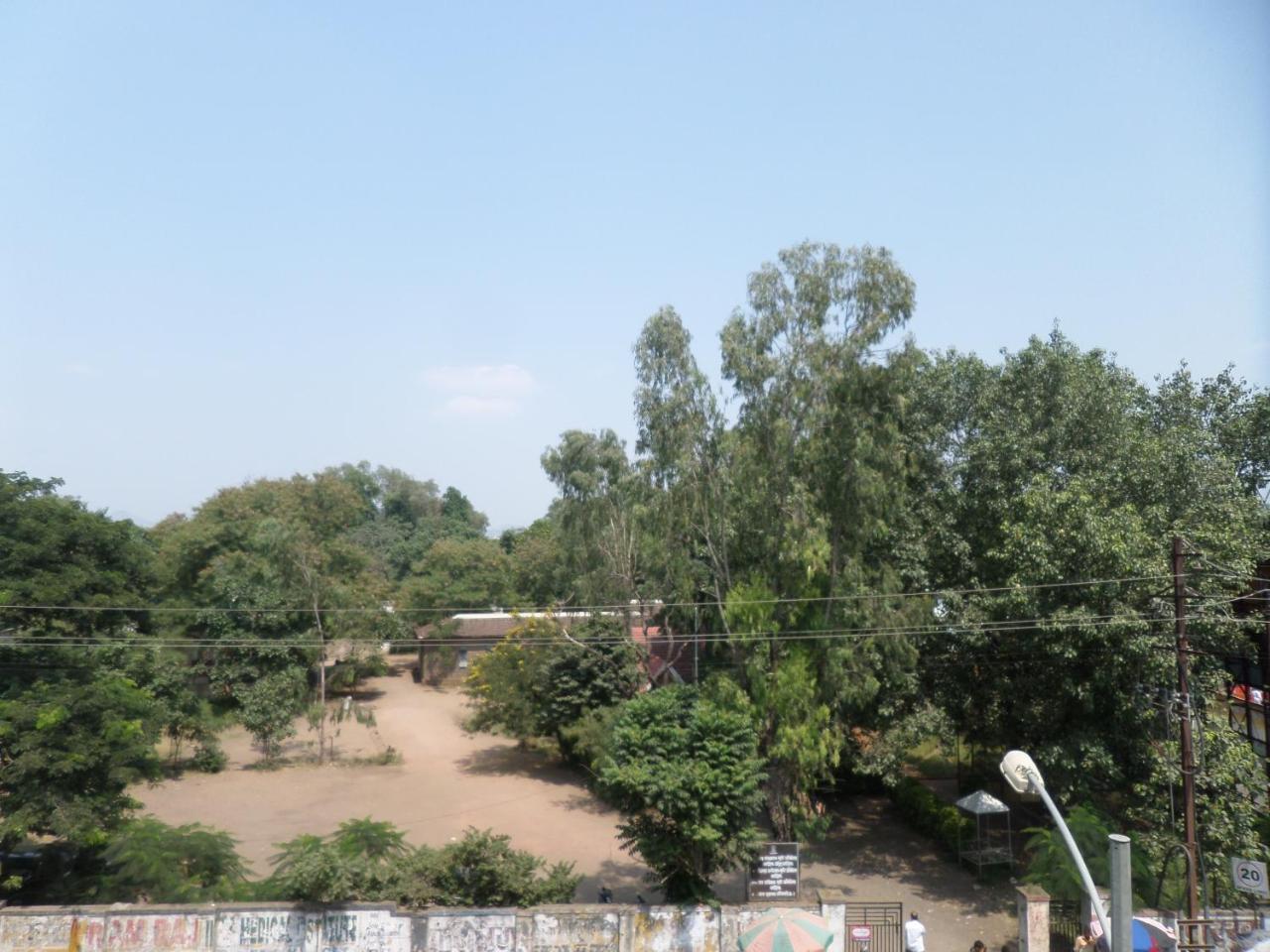Hotel Padma Nashik Exterior foto